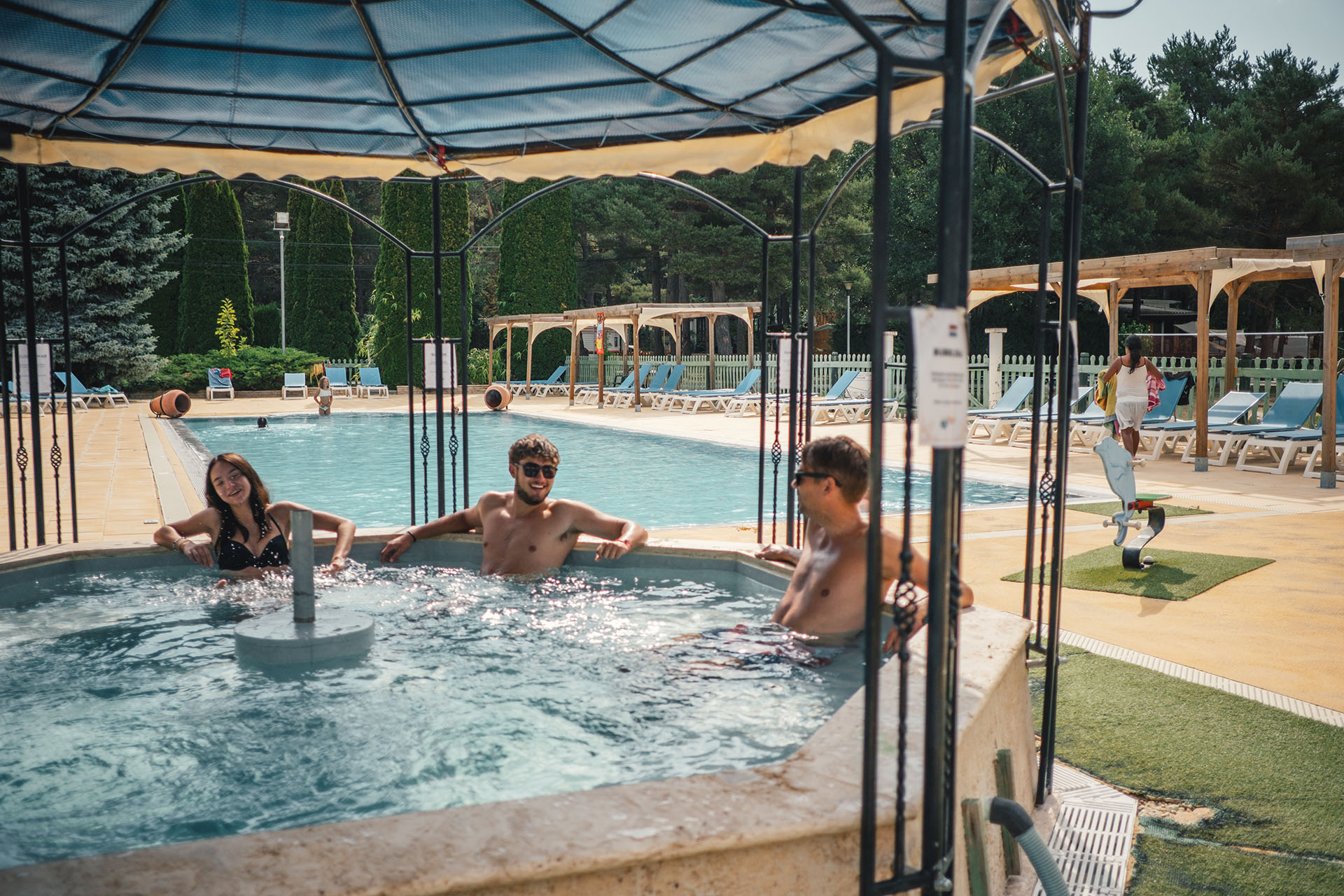 camping avec jacuzz hautes alpesi