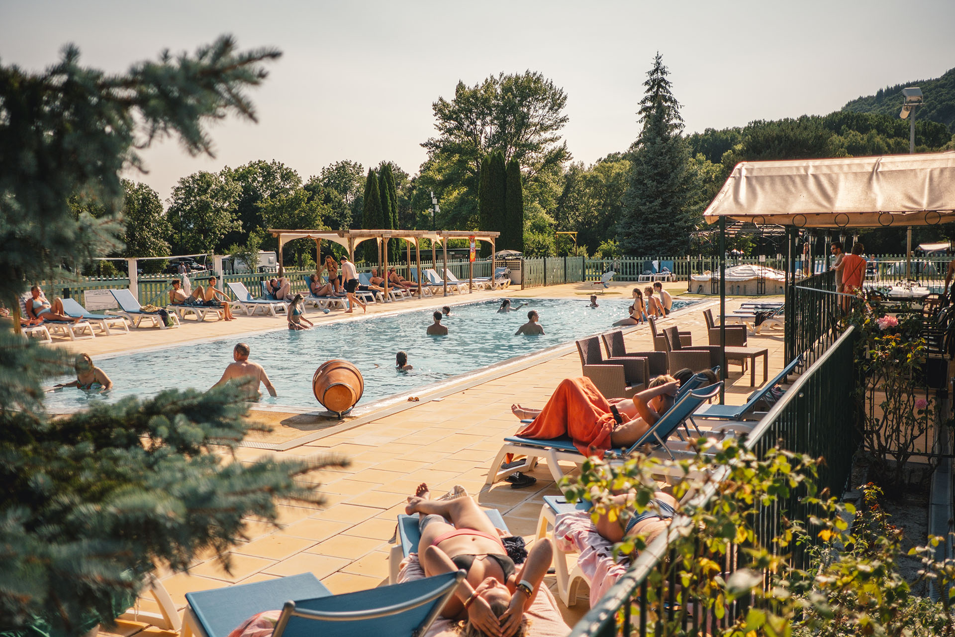 camping avec piscine en hautes alpes